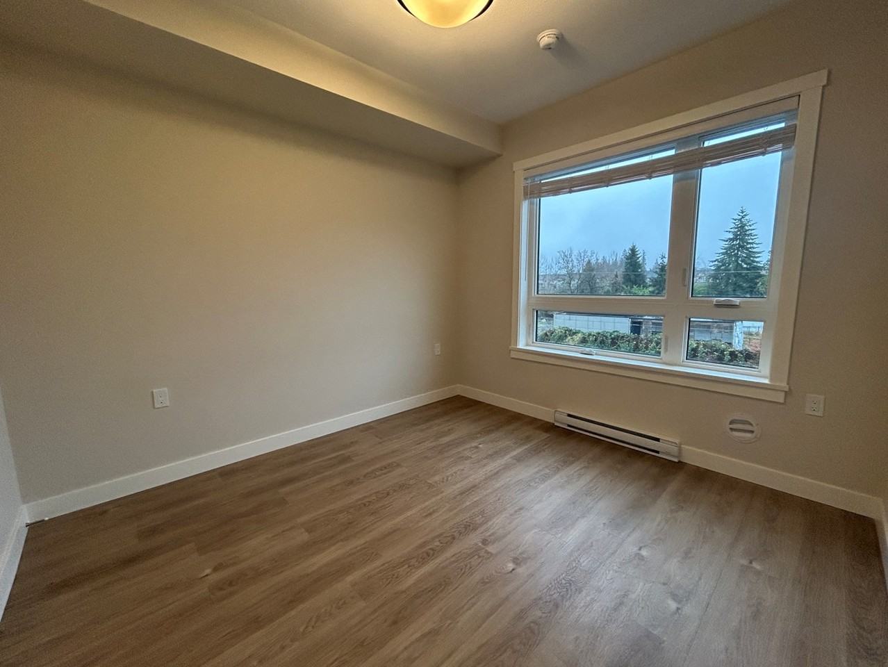 8233 208B Street #4th Floor - Photo 7 of 17