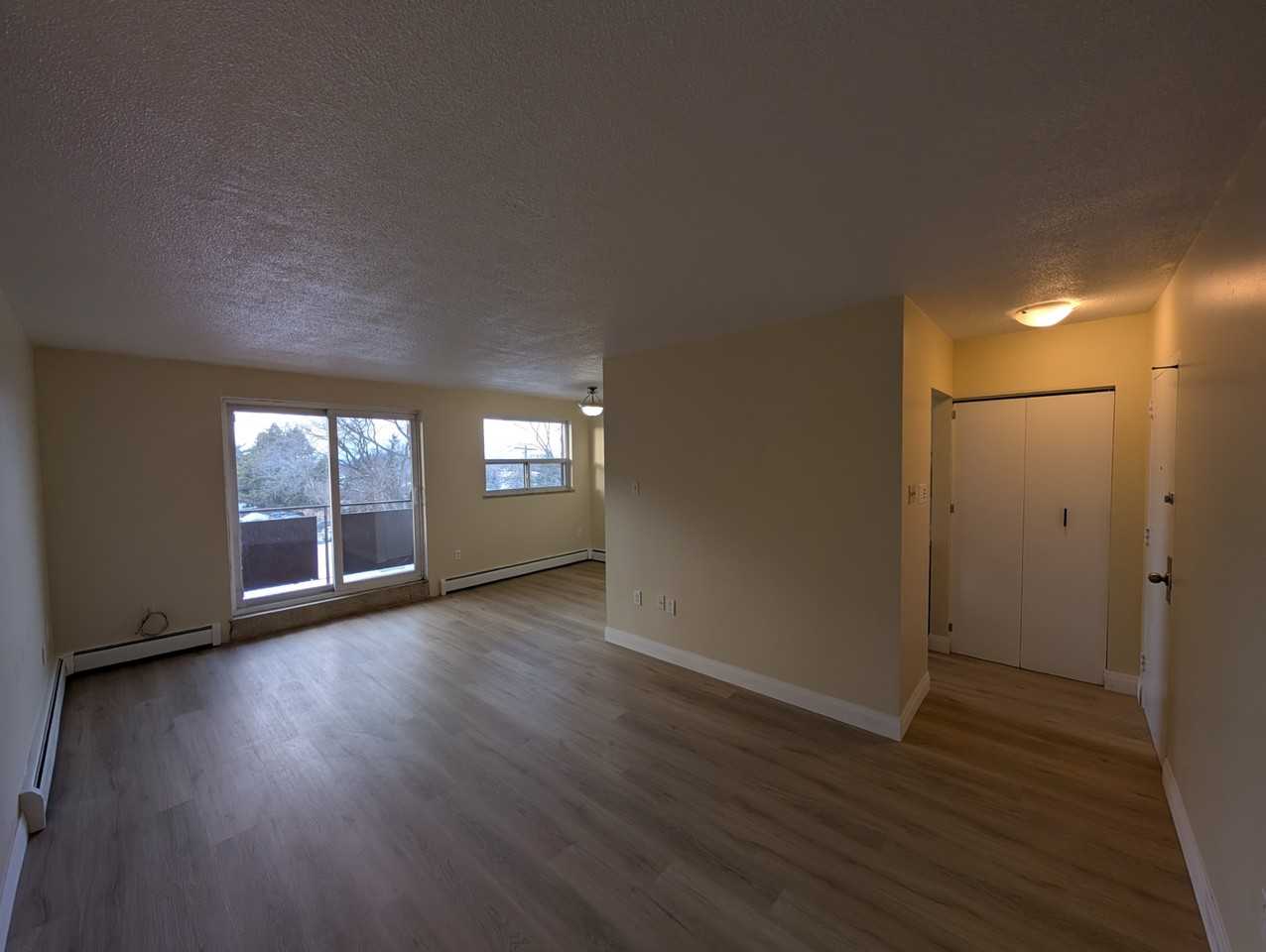 2685 King Street East - Photo 5 of 12