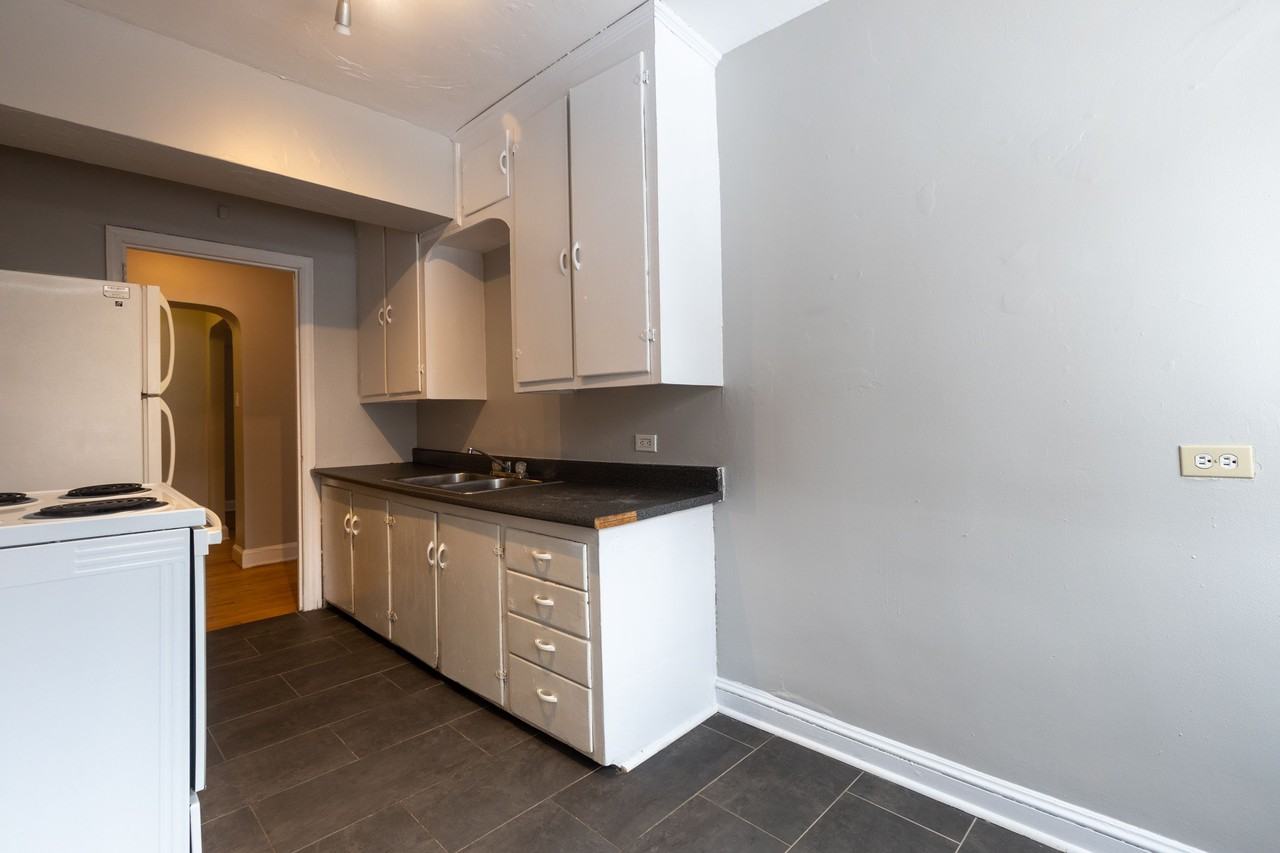 350 Chapel Street - Photo 2 of 11