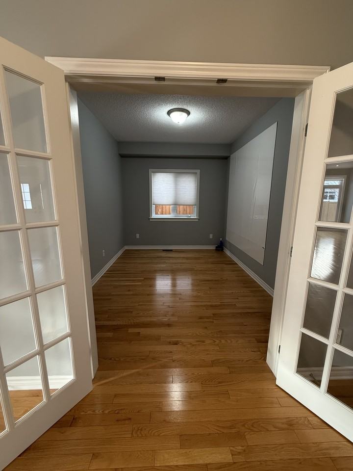 516 Carina Crescent - 1 - Photo 6 of 28