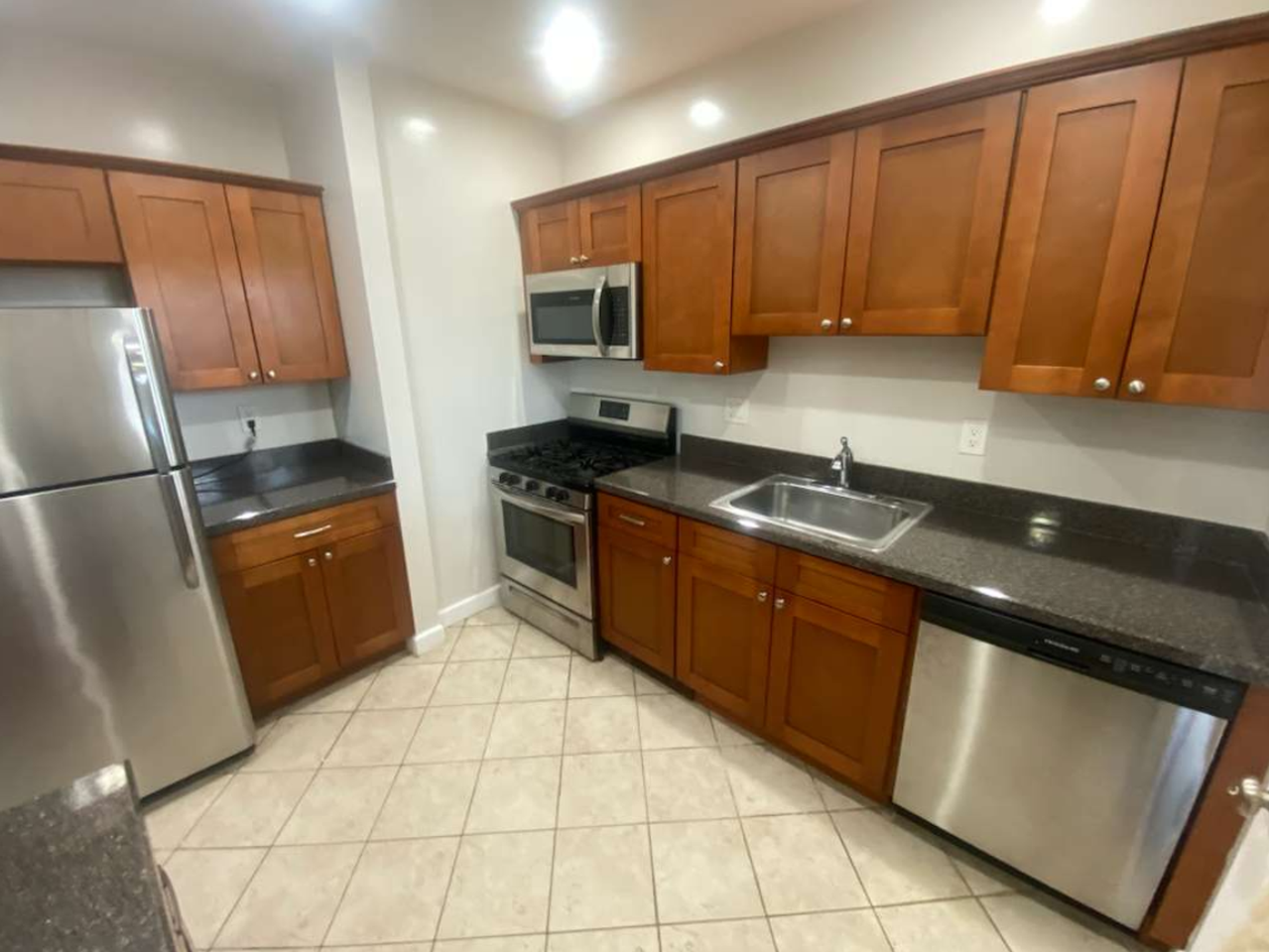 The Clarendon Apartments of West Hartford! - Photo 2 of 16