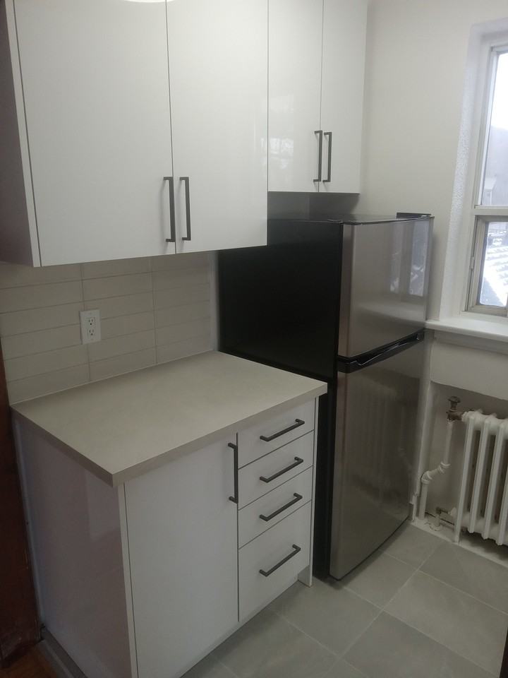 737 Kingston Road #302 - Photo 3 of 9