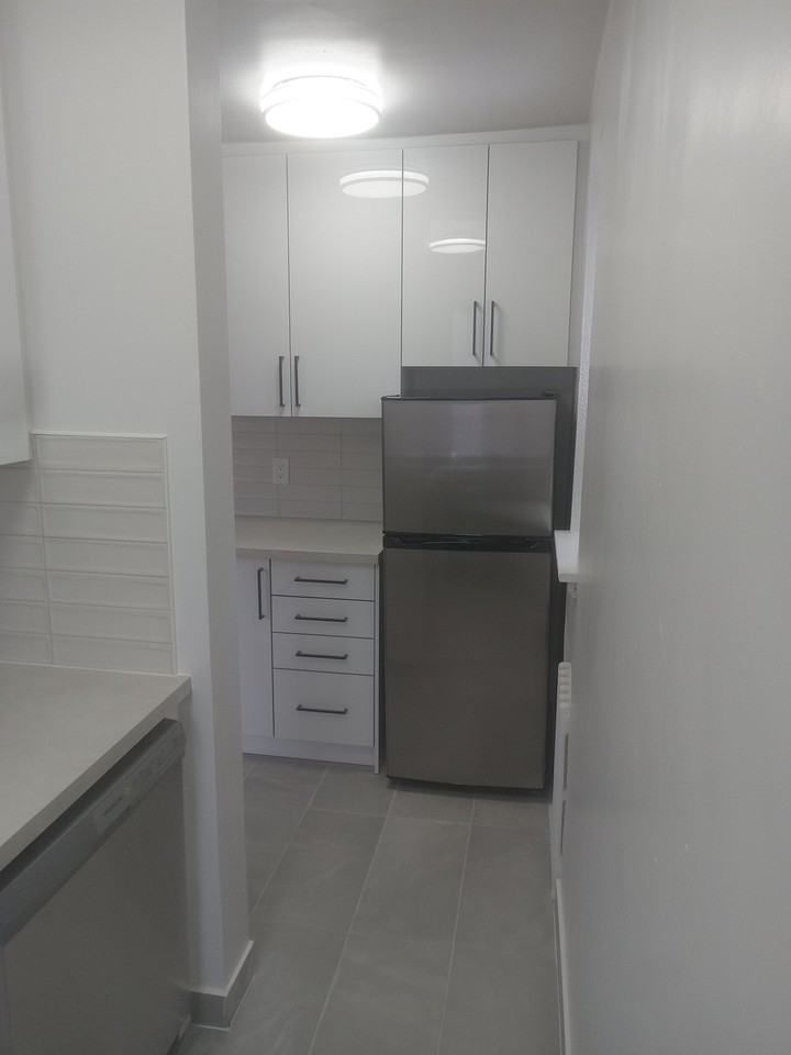 737 Kingston Road #302 - Photo 4 of 9