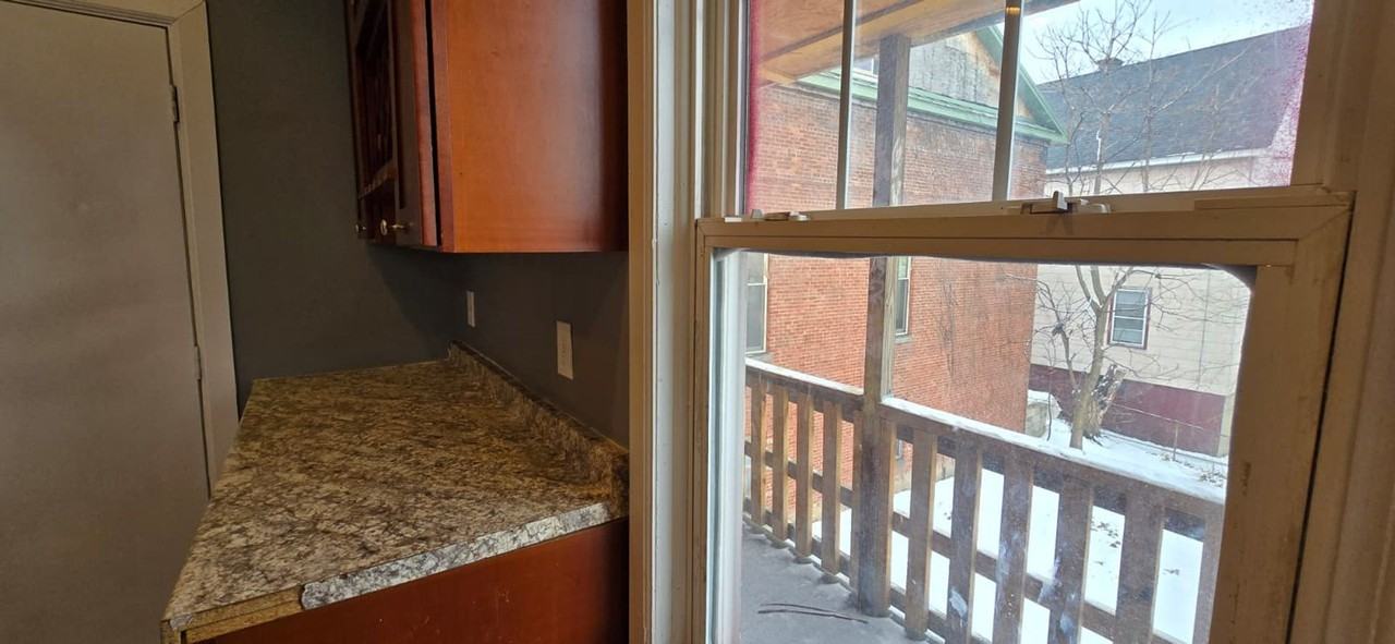 Wonder 5 Bedroom Student Housing - Photo 2 of 13