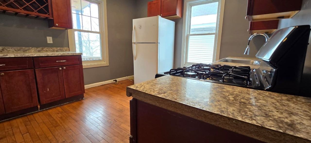 Wonder 5 Bedroom Student Housing - Photo 4 of 13