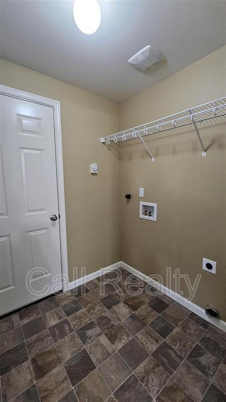 9302 W Caelen Ave - Photo 7 of 23