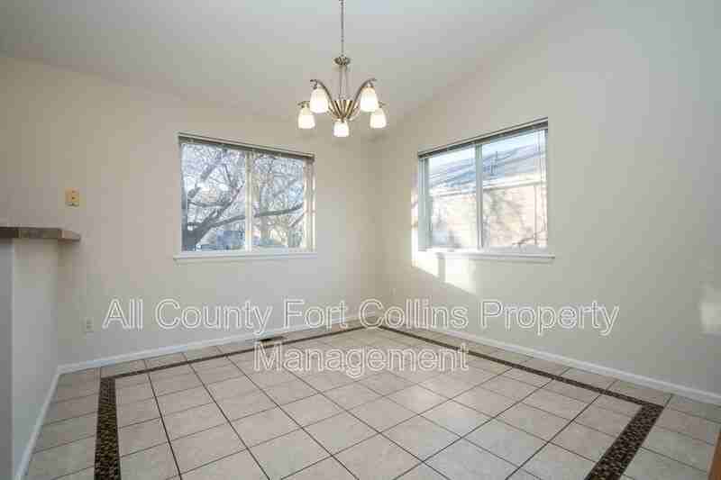 2450 Emerald St - Photo 6 of 19