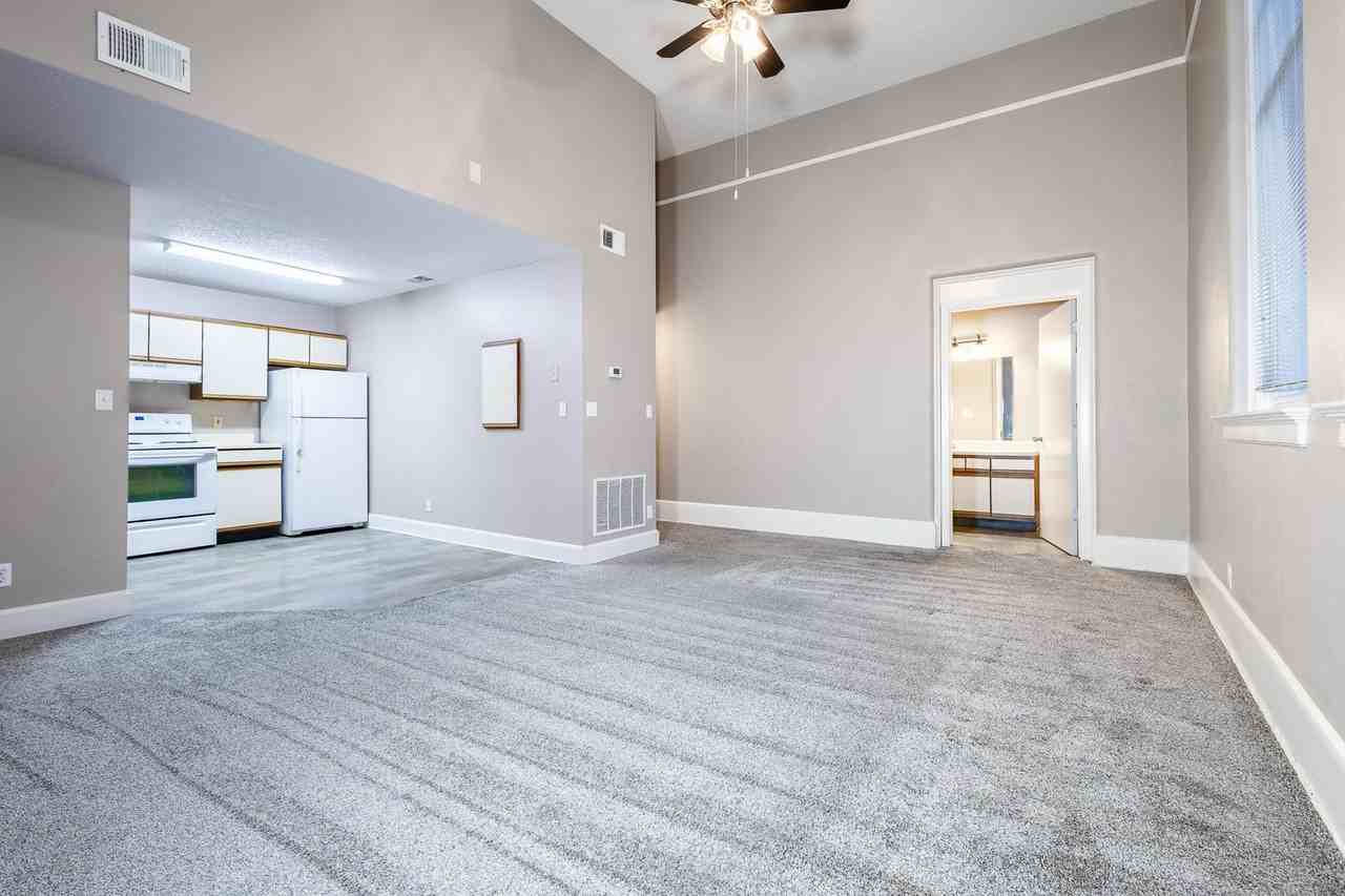 Vinton School Apartments - Photo 4 of 27