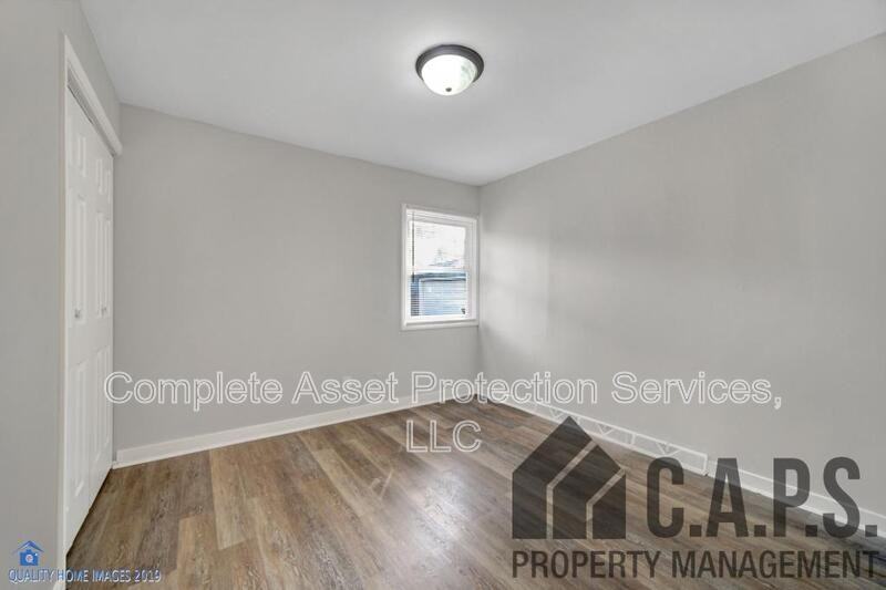 7744 Bertram Ave - Photo 5 of 13