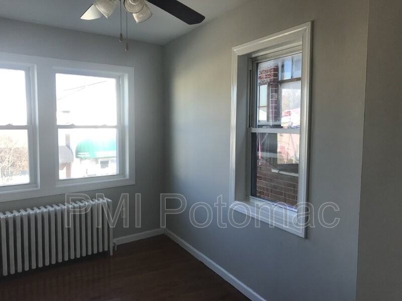 344 Main St #103 - Photo 4 of 17