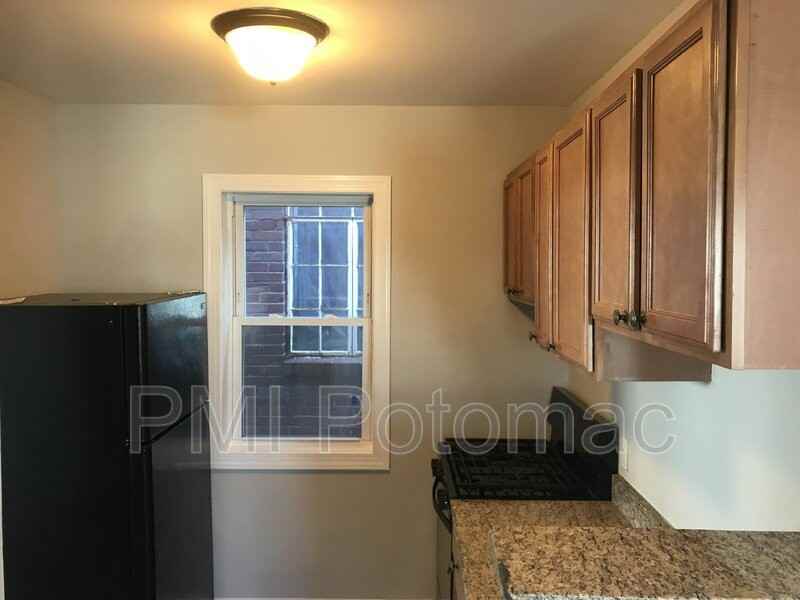 344 Main St #103 - Photo 7 of 17