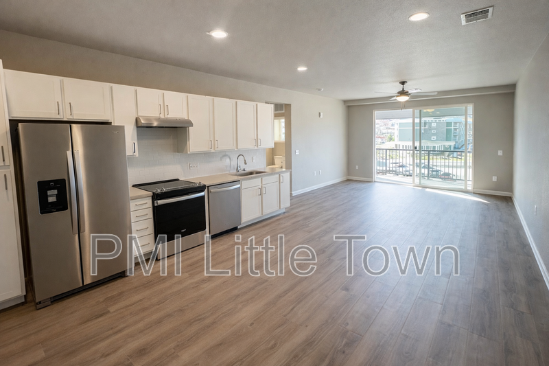 12983 W Ida Ave #401 - Photo 3 of 20