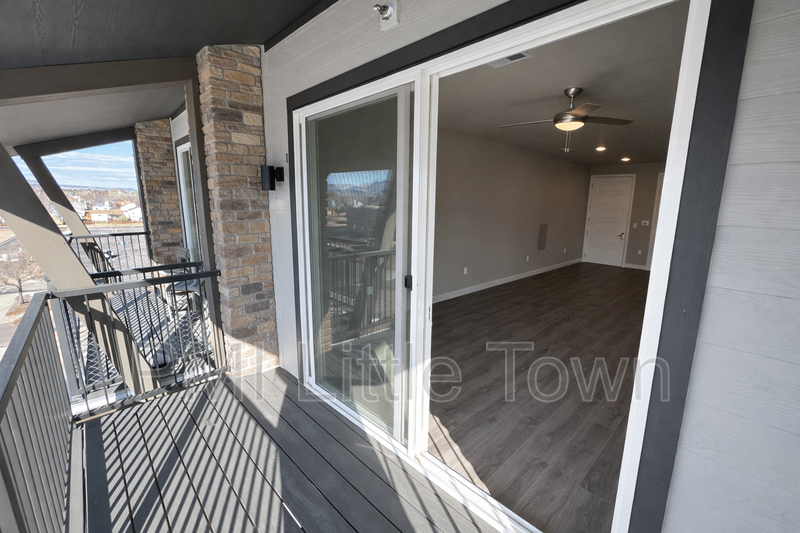 12983 W Ida Ave #401 - Photo 7 of 20