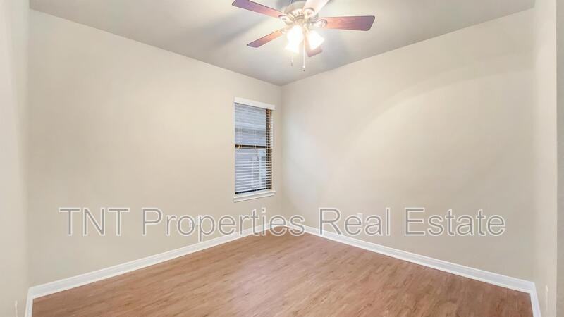 3906 Pawnee Creek Ct - Photo 4 of 11