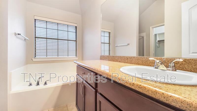 3906 Pawnee Creek Ct - Photo 7 of 11