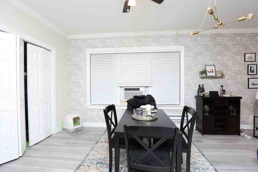 648 W Roscoe St #2S - Photo 7 of 21