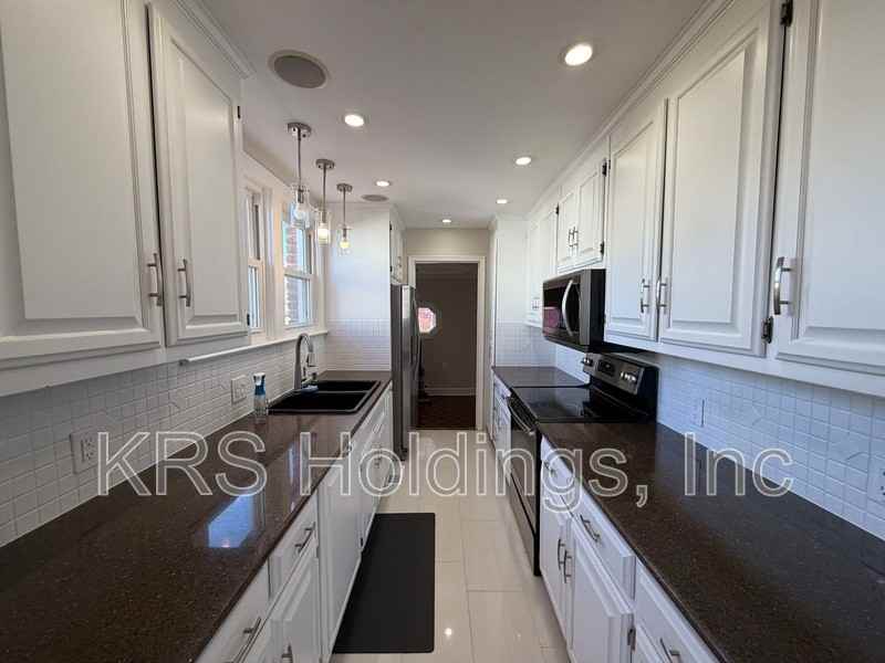 210 Shenandoah Rd - Photo 4 of 21