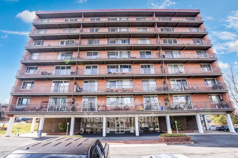 4343 Cherry Hill Rd #701 - Photo 3 of 31