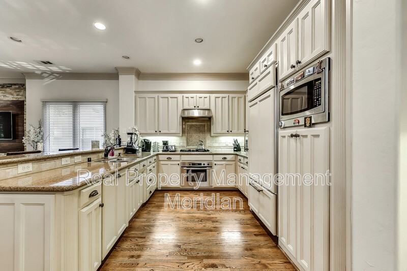 3822 Brown St - Photo 6 of 16