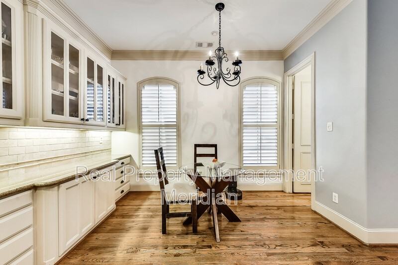 3822 Brown St - Photo 7 of 16