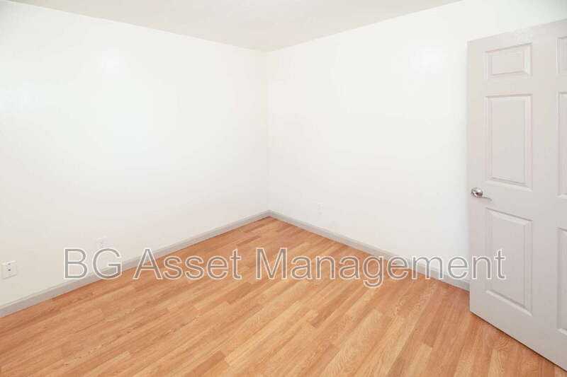 936 Tennent Ave #B - Photo 3 of 28