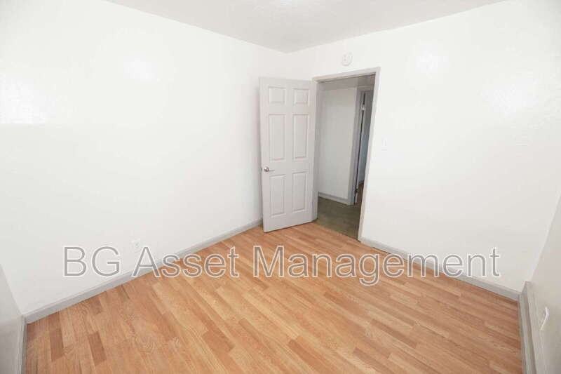 936 Tennent Ave #B - Photo 4 of 28