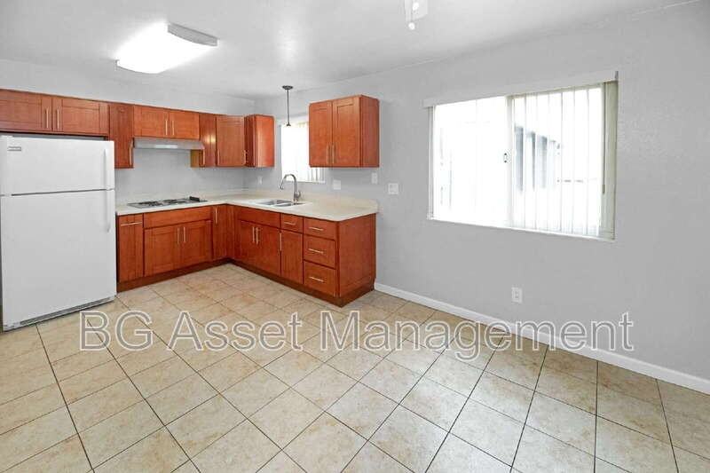 413 San Marco St #1 - Photo 3 of 19