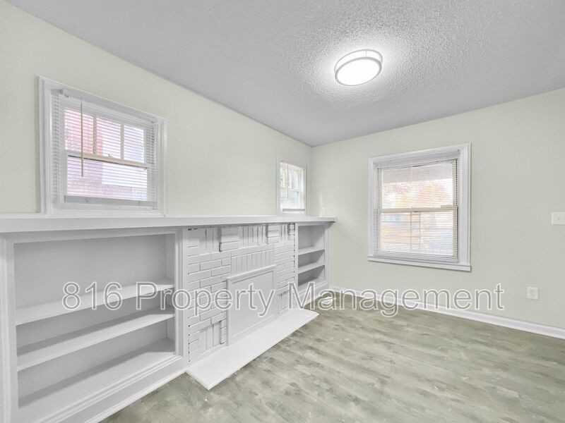 2231 E 68th St - Photo 2 of 17