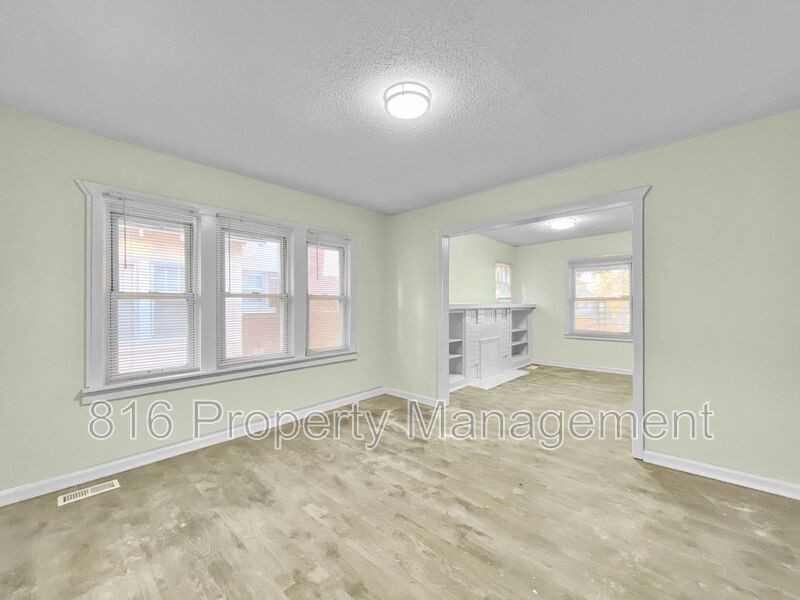 2231 E 68th St - Photo 3 of 17