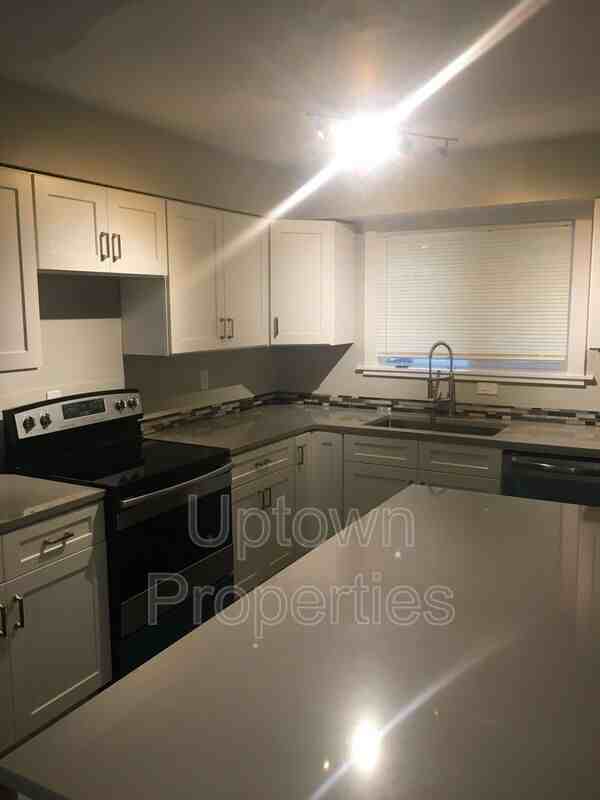 8020 Sw Thorn St - Photo 2 of 10