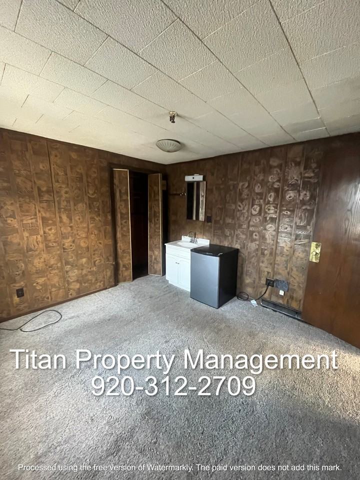 314 East Fond Du Lac Street - Photo 5 of 10