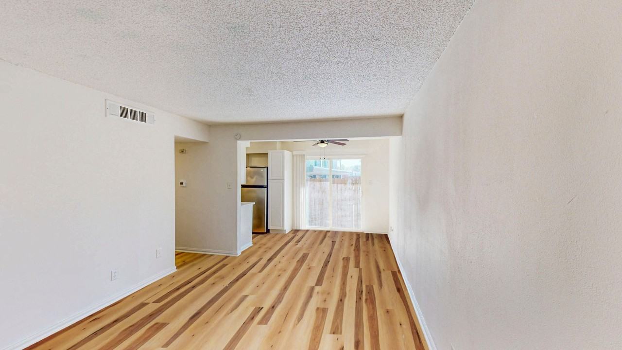 2703 Windswept Cv - Photo 3 of 21