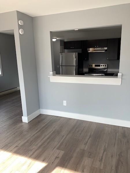 River Ridge Village - Photo 3 of 34