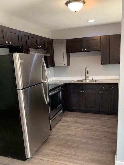 River Ridge Village - Photo 4 of 34