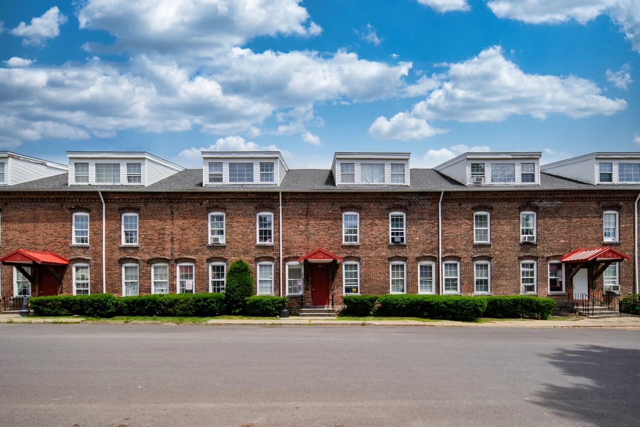 50-62 East Street - Photo 3 of 32