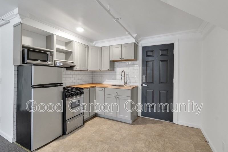 1725 Grand Island Blvd #2 - Photo 3 of 24