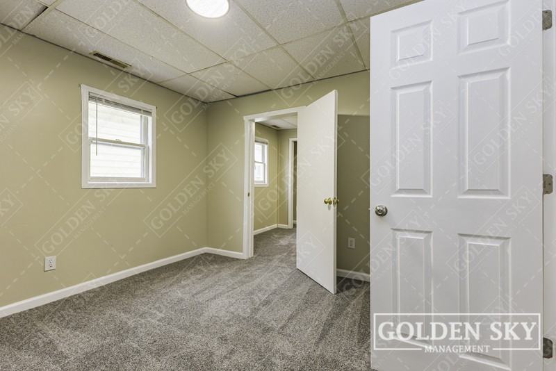 615 S Mound St - Photo 2 of 14