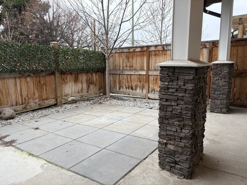 816 Glenwood Ave #1 - Photo 4 of 23