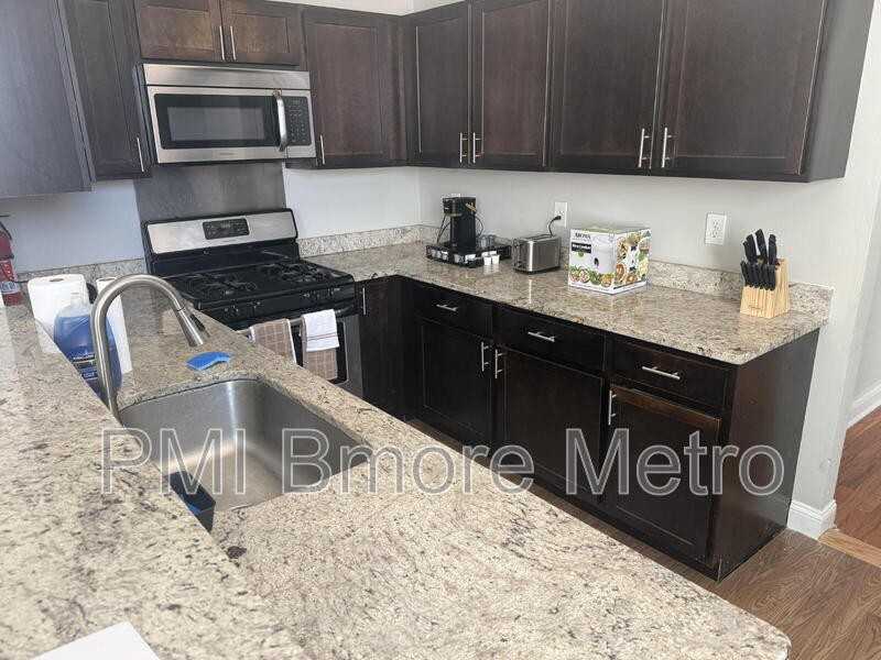 17 E 21st St - Photo 3 of 22