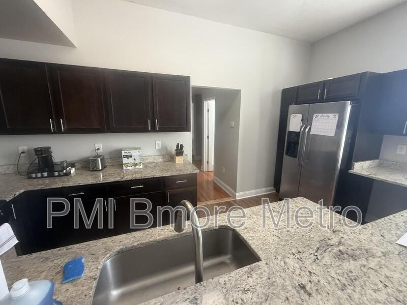 17 E 21st St - Photo 4 of 22