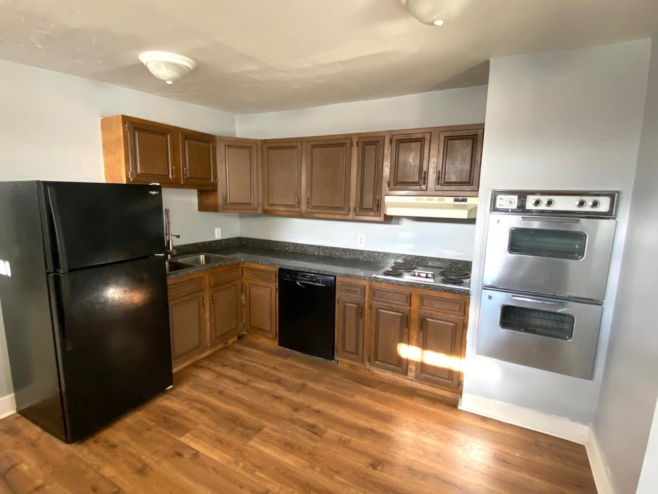 72-88 Main Street - Photo 4 of 6