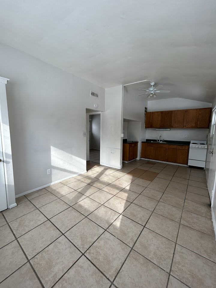 Neville Apartments - Photo 2 of 21