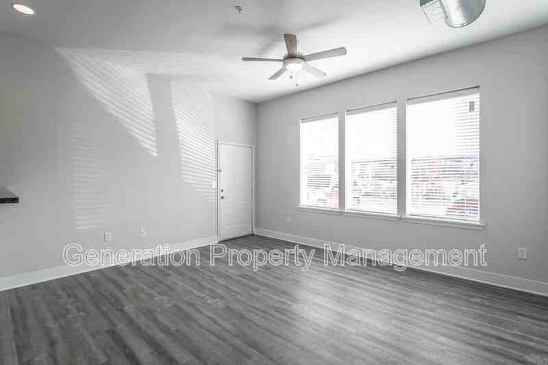 1606 Williams St #110 - Photo 3 of 21