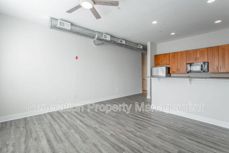 1606 Williams St #110 - Photo 4 of 21