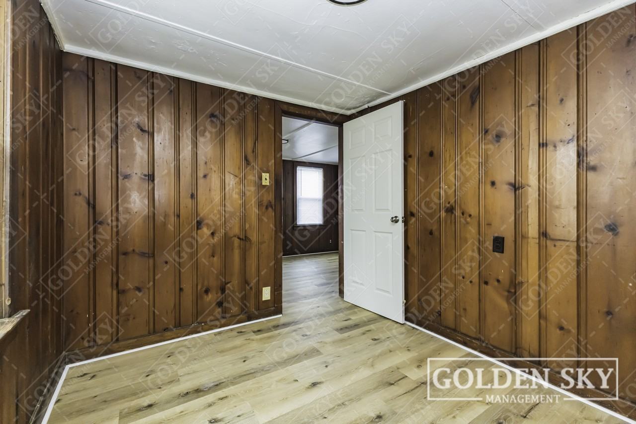 2011 East 18th Street - Unit 05 - Photo 2 of 4