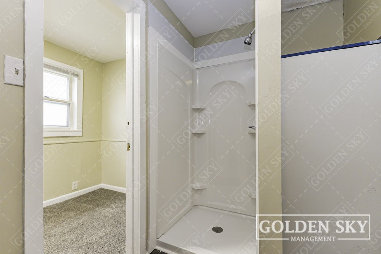 615 South Mound Street - Photo 6 of 14