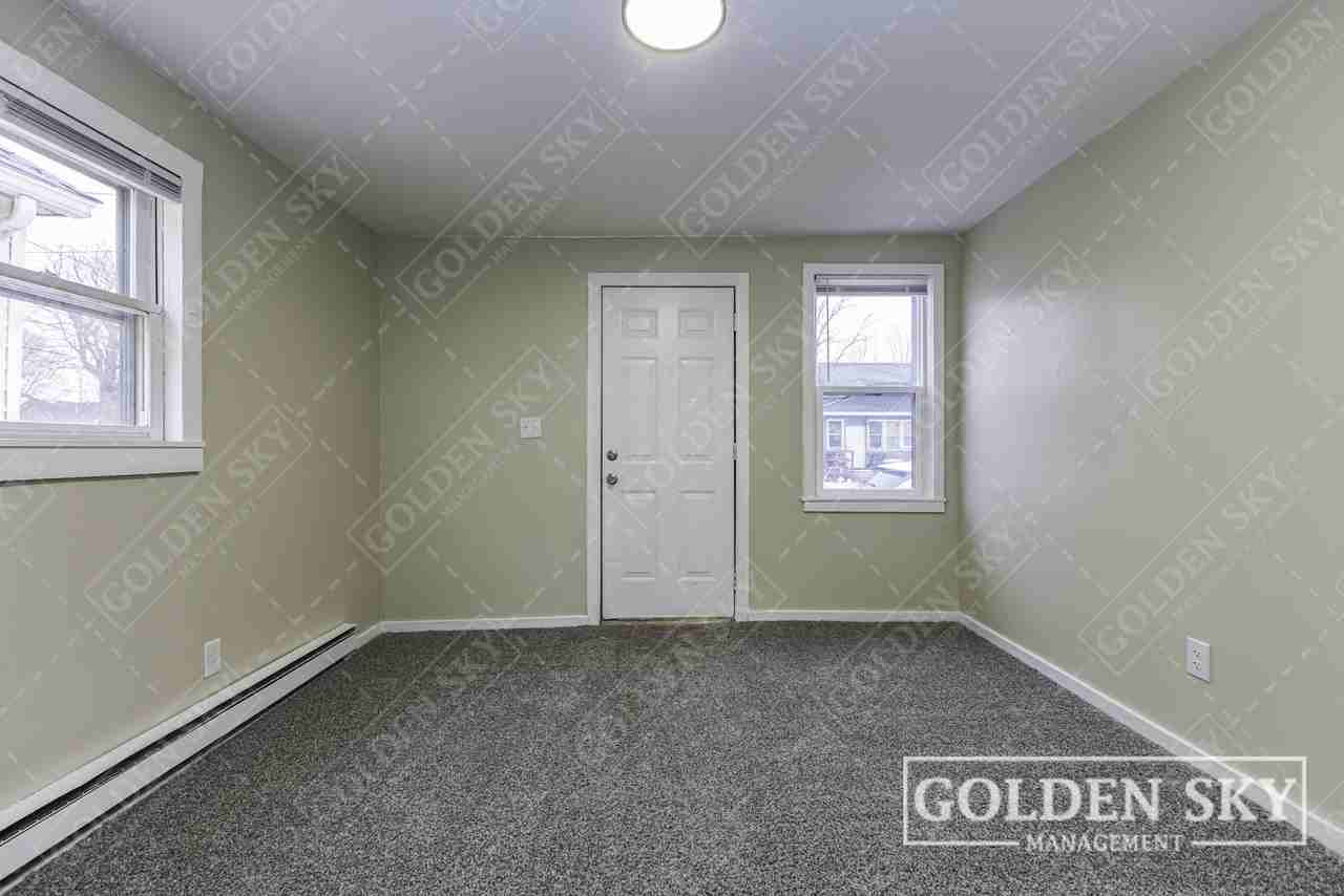 619 South Mound Street - Photo 3 of 6