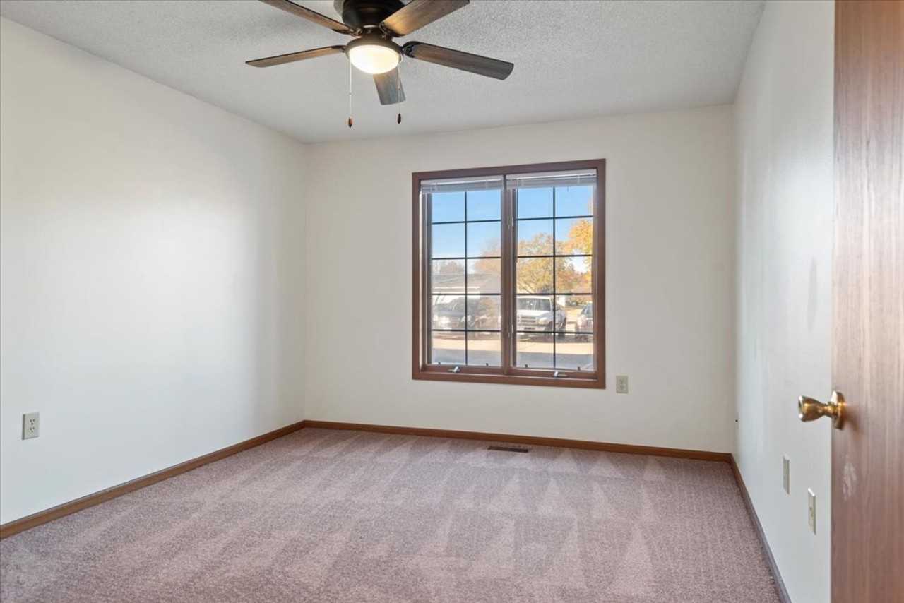 400-424 S. Durkin Dr. - Photo 4 of 7