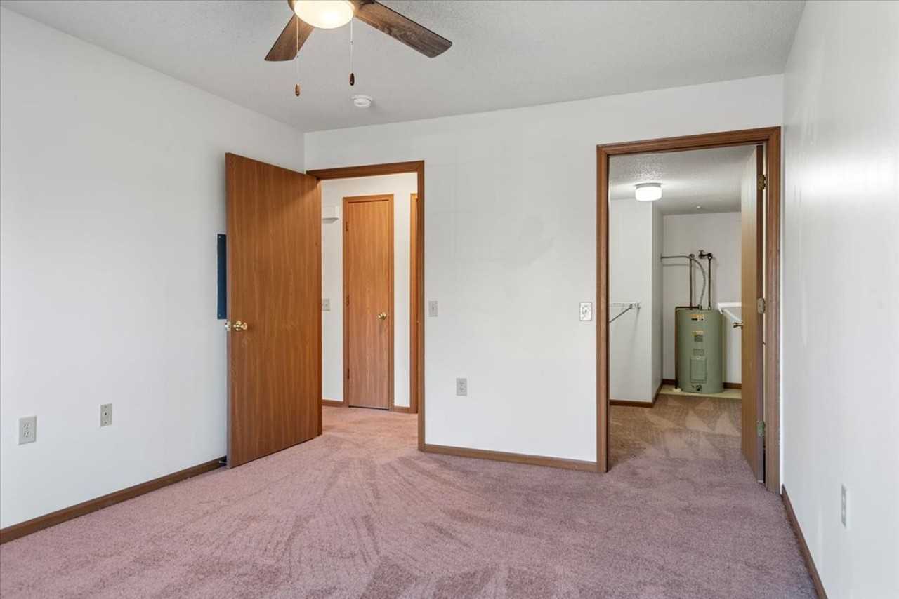 400-424 S. Durkin Dr. - Photo 5 of 7