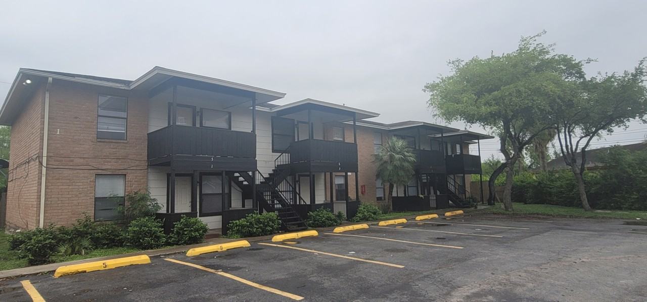 North Ridge Apartments - Photo 4 of 34